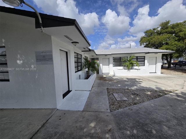 7090 NW 17th Avenue 3, Miami, FL 33147