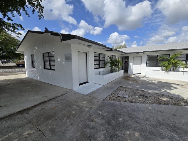 7090 NW 17th Avenue 3, Miami, FL 33147