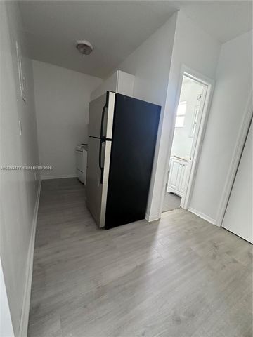 7090 NW 17th Avenue 3, Miami, FL 33147