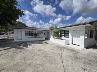 7090 NW 17th Avenue 3, Miami, FL 33147