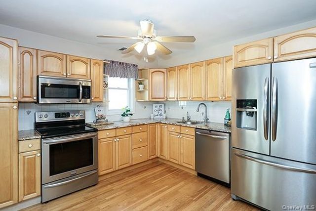 113 Iceland Drive, South Huntington, NY 11746