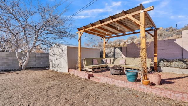 10509 La Traviatta Place NW, Albuquerque, NM 87114