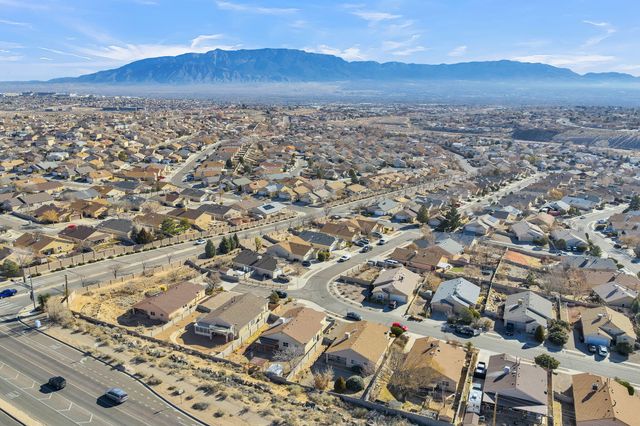 10509 La Traviatta Place NW, Albuquerque, NM 87114