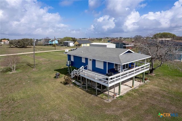 448 Stovall Drive, Palacios, TX 77465