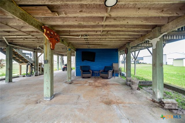 448 Stovall Drive, Palacios, TX 77465