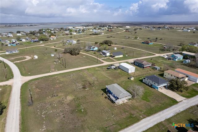 448 Stovall Drive, Palacios, TX 77465