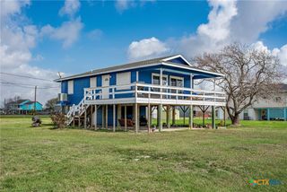 448 Stovall Drive, Palacios, TX 77465