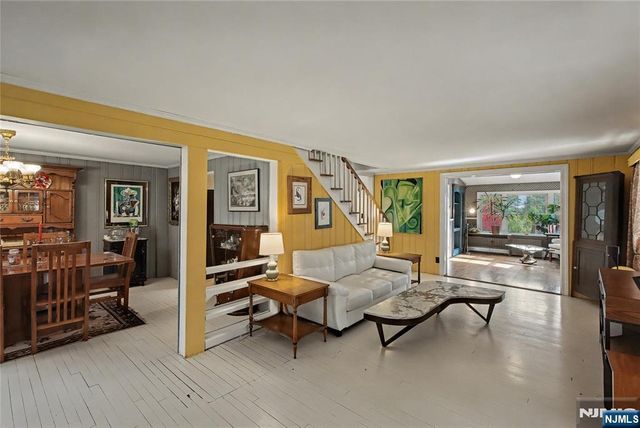 9 Winding Way, Woodcliff Lake, NJ 07677