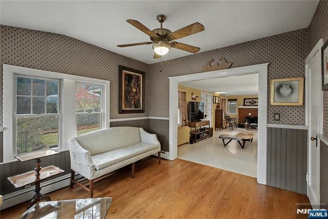 9 Winding Way, Woodcliff Lake, NJ 07677