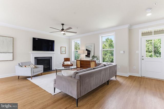 8608 LONGLEAF LN, Frederick, MD 21704
