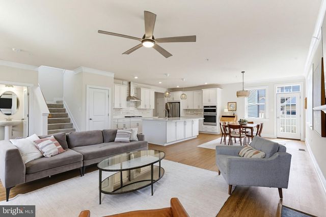 8608 LONGLEAF LN, Frederick, MD 21704