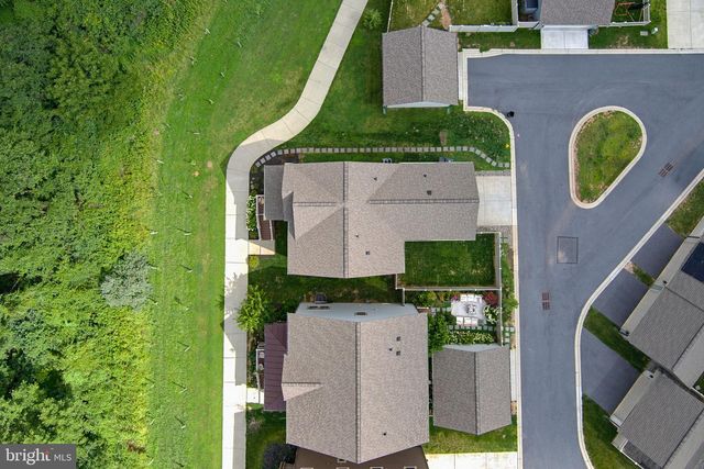 8608 LONGLEAF LN, Frederick, MD 21704