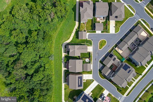 8608 LONGLEAF LN, Frederick, MD 21704