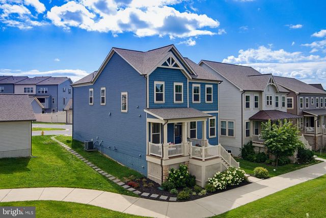 8608 LONGLEAF LN, Frederick, MD 21704