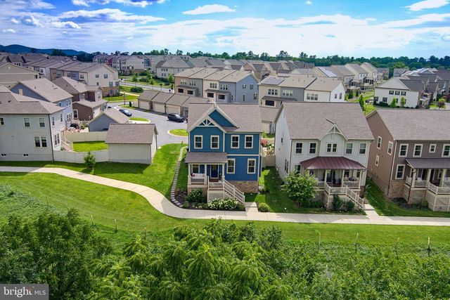 8608 LONGLEAF LN, Frederick, MD 21704
