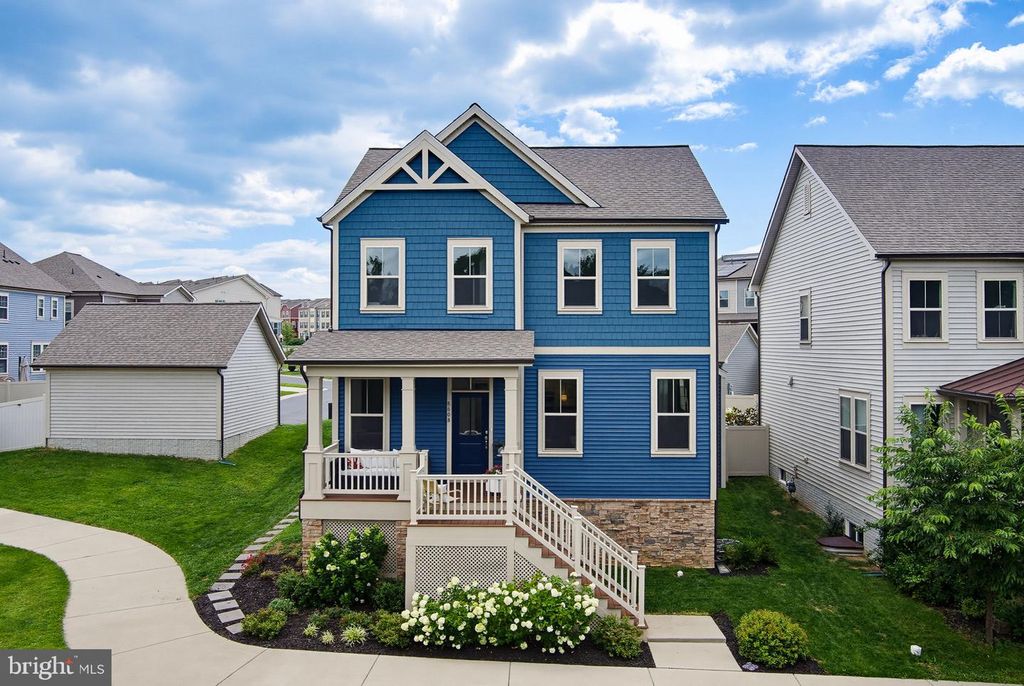 8608 LONGLEAF LN, Frederick, MD 21704