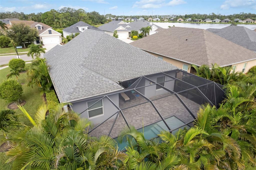Image 11 of property listing at 4727 CREEKRIDGE COURT, Bradenton, FL 34203