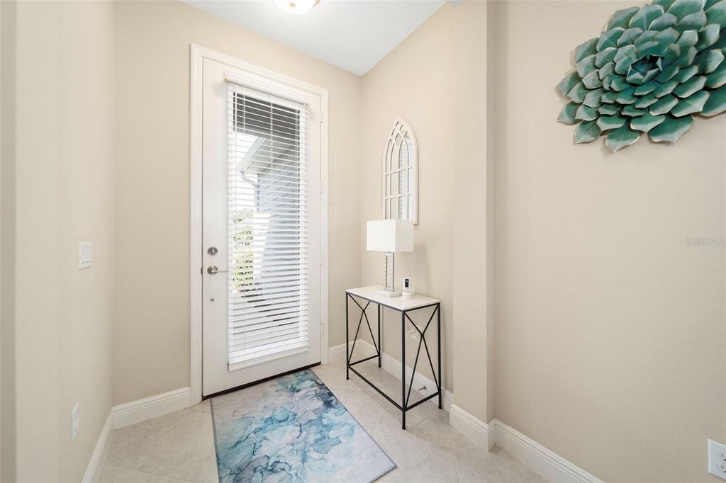 Image 16 of property listing at 4727 CREEKRIDGE COURT, Bradenton, FL 34203