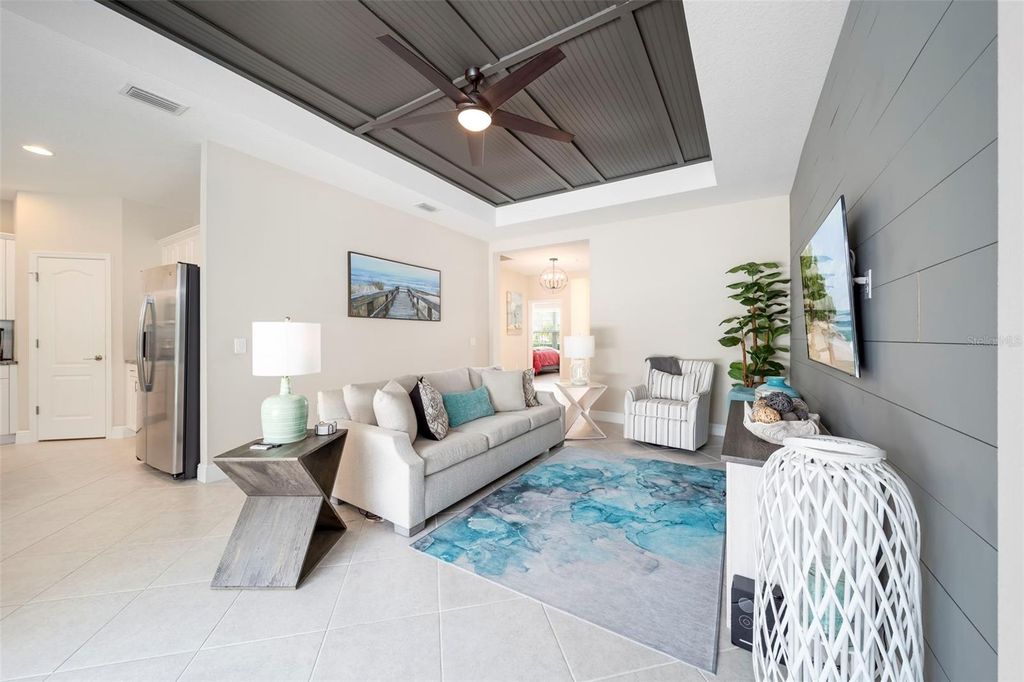 Image 20 of property listing at 4727 CREEKRIDGE COURT, Bradenton, FL 34203