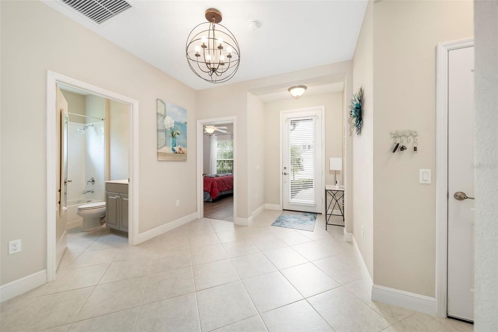 Image 30 of property listing at 4727 CREEKRIDGE COURT, Bradenton, FL 34203