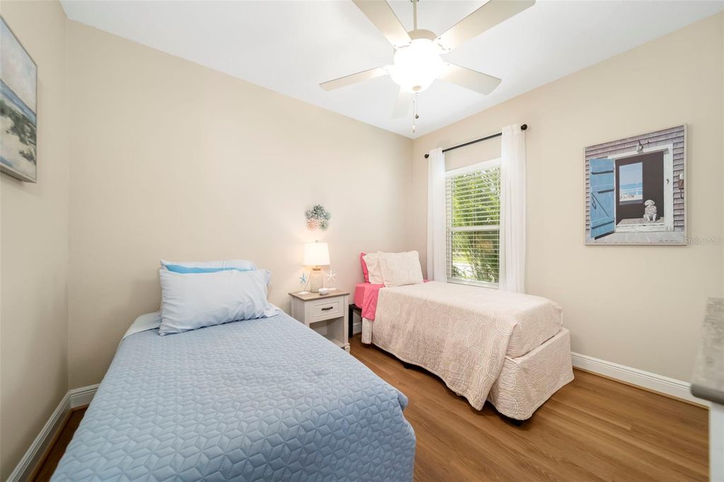 Image 35 of property listing at 4727 CREEKRIDGE COURT, Bradenton, FL 34203
