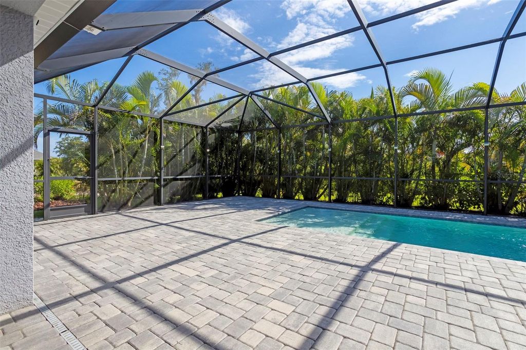 Image 46 of property listing at 4727 CREEKRIDGE COURT, Bradenton, FL 34203