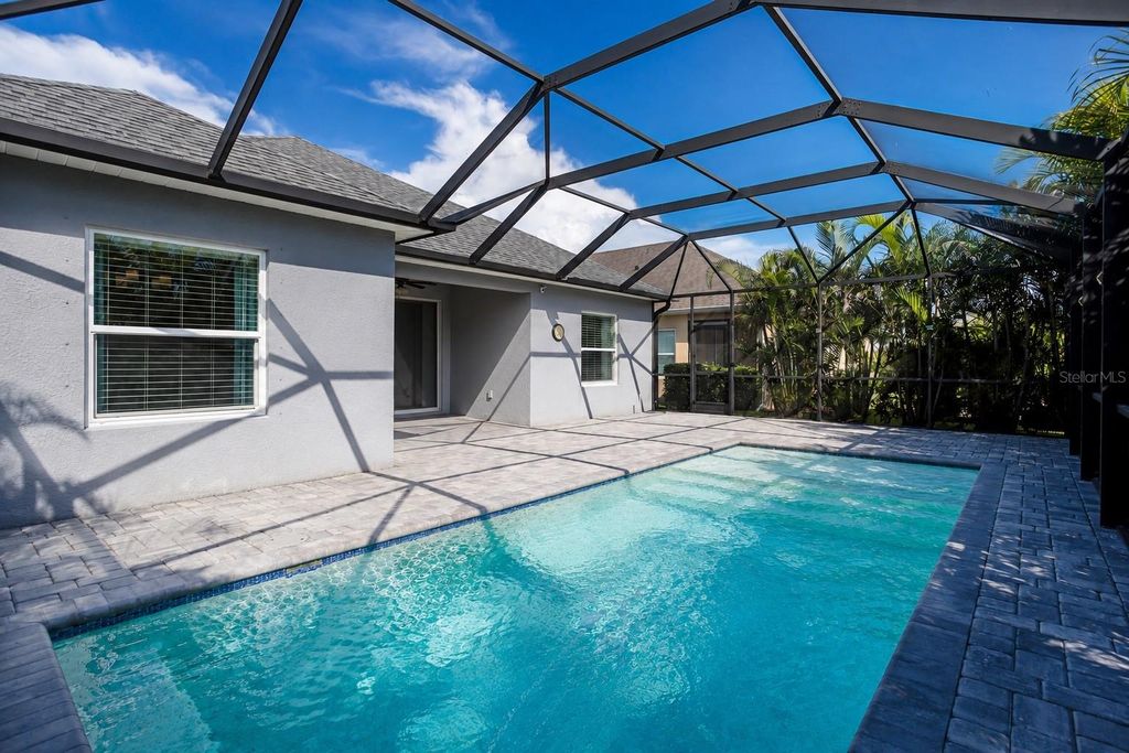 Image 47 of property listing at 4727 CREEKRIDGE COURT, Bradenton, FL 34203