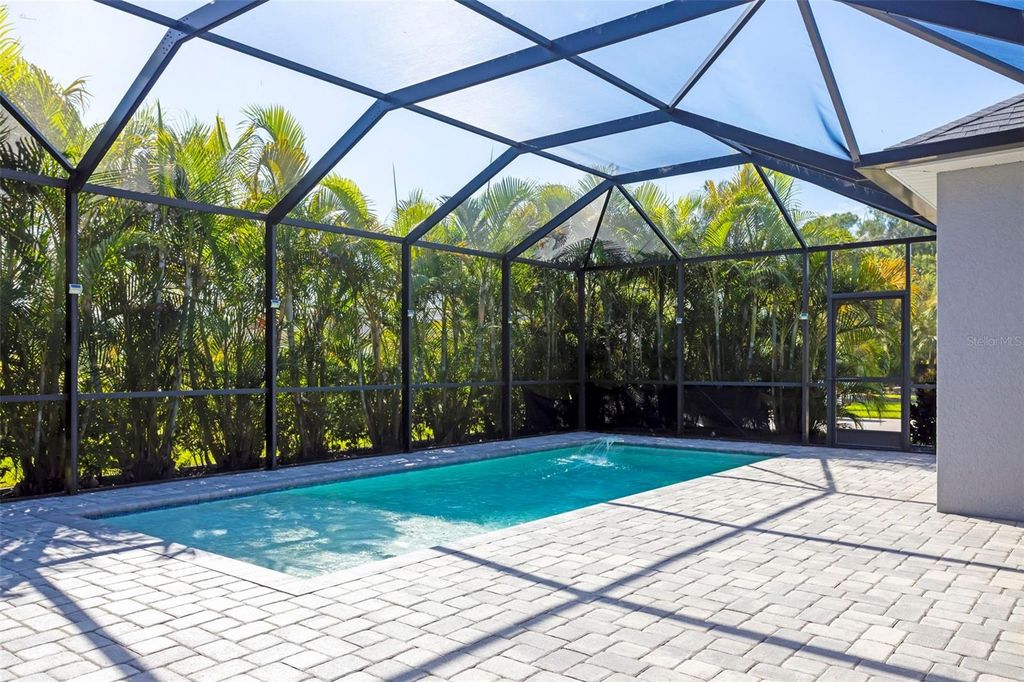 Image 48 of property listing at 4727 CREEKRIDGE COURT, Bradenton, FL 34203