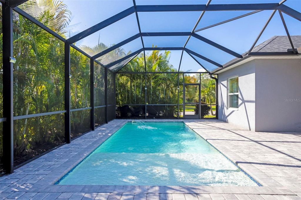 Image 50 of property listing at 4727 CREEKRIDGE COURT, Bradenton, FL 34203