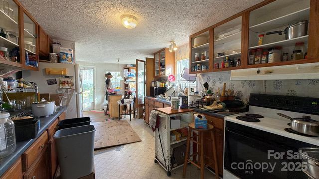 2913 Crystal Drive, Midland, NC 28107