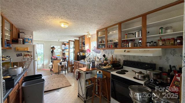 2913 Crystal Drive, Midland, NC 28107