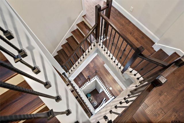 5469 Larkin Street, Houston, TX 77008