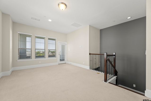 5469 Larkin Street, Houston, TX 77008