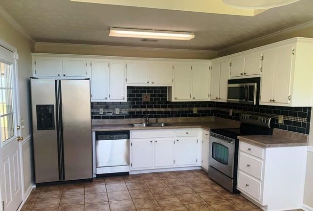 788 Riverview Lane, Winder, GA 30680