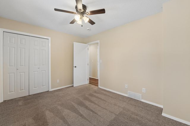 5141 Brooks Circle SE, Prior Lake, MN 55372