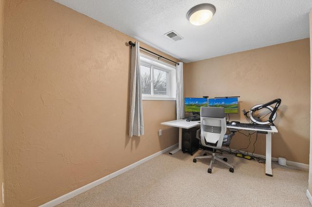 5141 Brooks Circle SE, Prior Lake, MN 55372