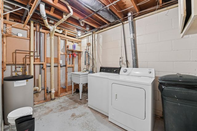 5141 Brooks Circle SE, Prior Lake, MN 55372