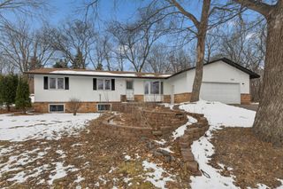 5141 Brooks Circle SE, Prior Lake, MN 55372
