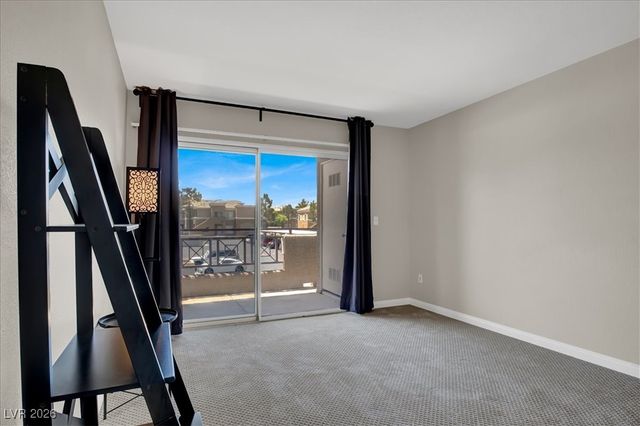 8070 West Russell Road 2052, Las Vegas, NV 89113