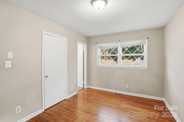 1801 Dallas Avenue, Charlotte, NC 28205