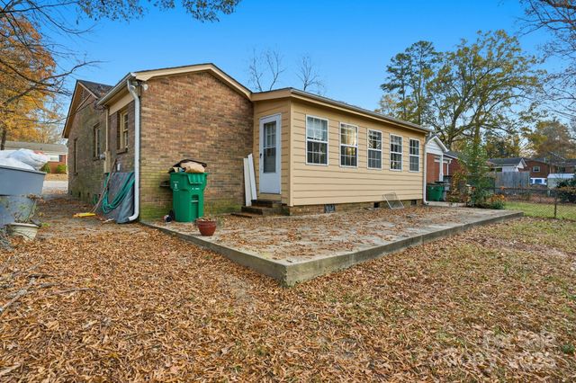 1801 Dallas Avenue, Charlotte, NC 28205