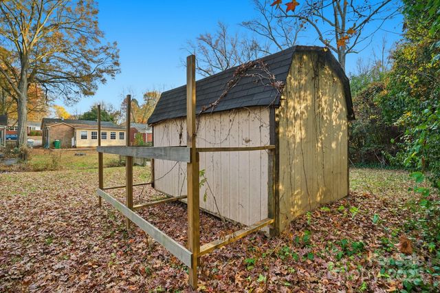 1801 Dallas Avenue, Charlotte, NC 28205