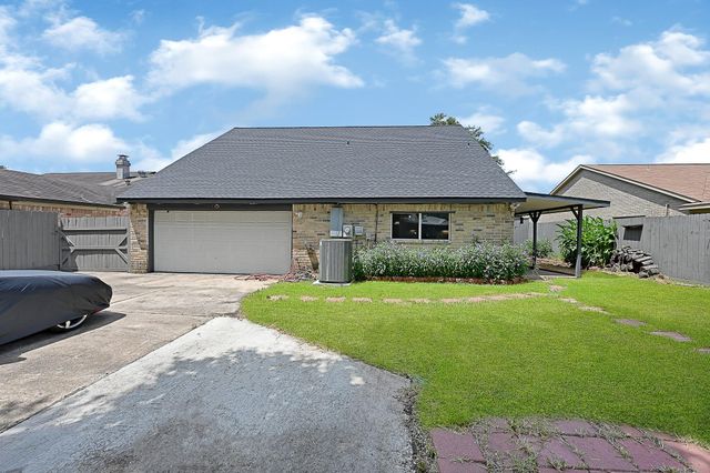 12714 Huntington Field Drive, Houston, TX 77099