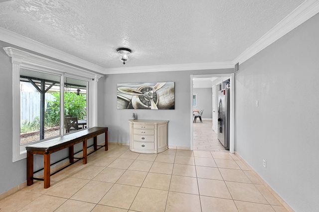 12714 Huntington Field Drive, Houston, TX 77099