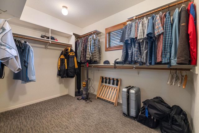 19909 E. Comstock Rd, Linden, CA 95236