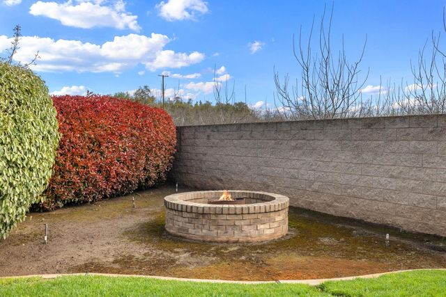 19909 E. Comstock Rd, Linden, CA 95236