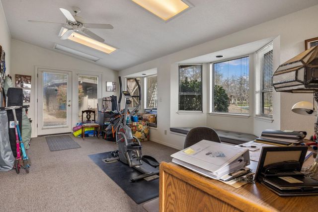 19909 E. Comstock Rd, Linden, CA 95236