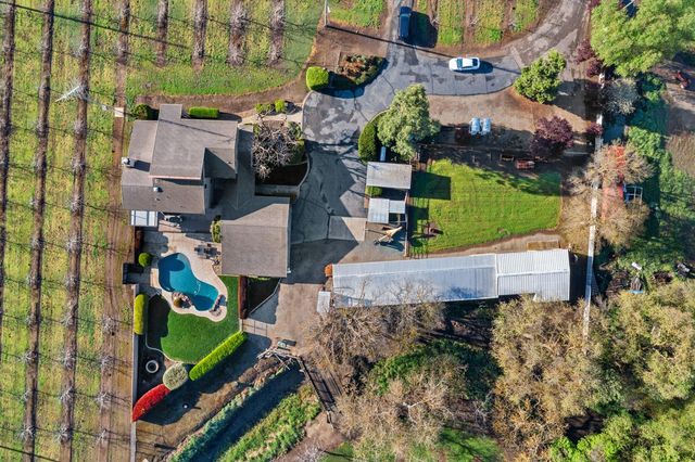 19909 E. Comstock Rd, Linden, CA 95236