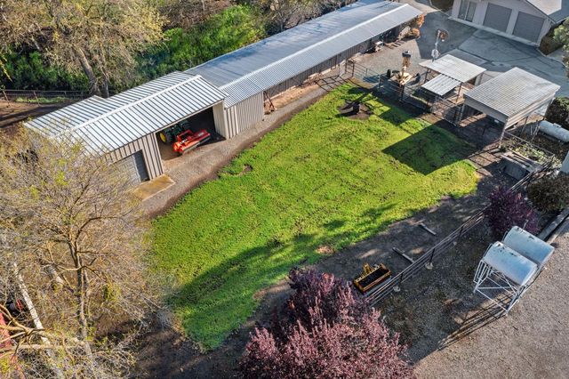 19909 E. Comstock Rd, Linden, CA 95236