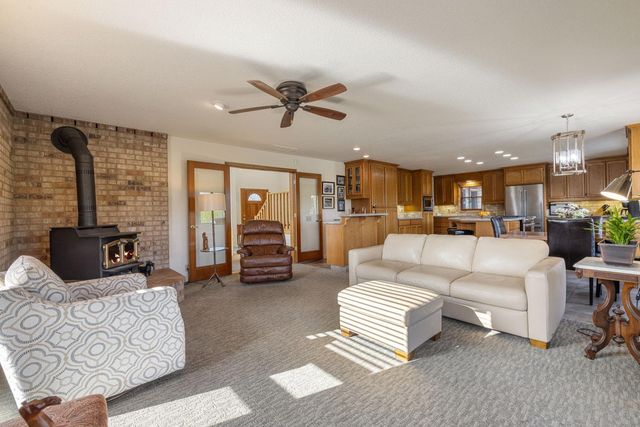 19909 E. Comstock Rd, Linden, CA 95236